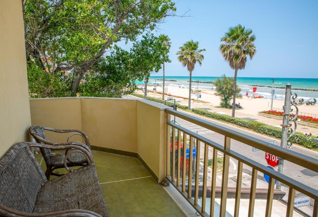 Palm Beach House - Vista Mare Montesilvano Luaran gambar